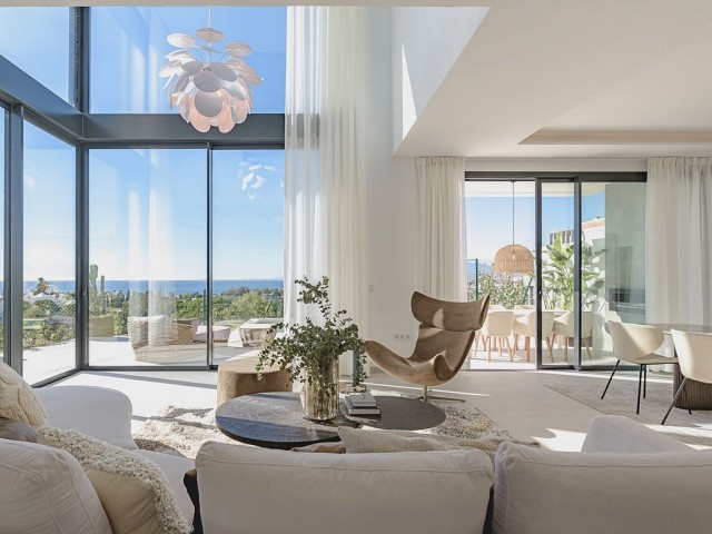 4 Bedrooms Villa in Marbella