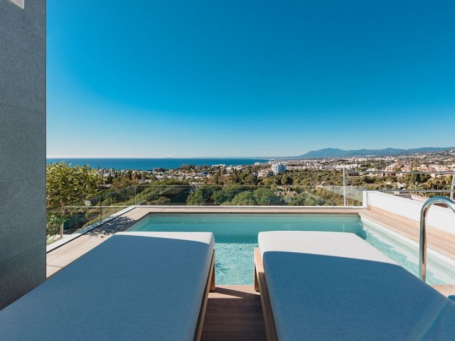 4 Bedrooms Villa in Marbella