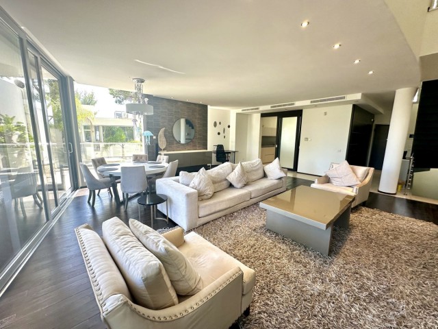 2 Bedrooms Villa in Sierra Blanca
