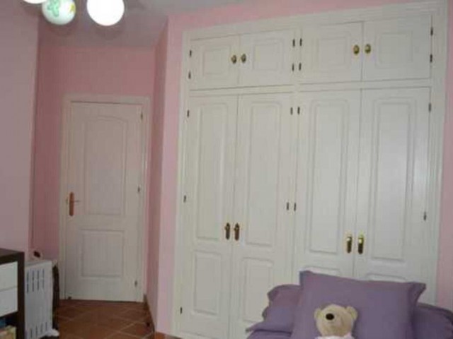 2 Schlafzimmer Reihenhaus in Istán