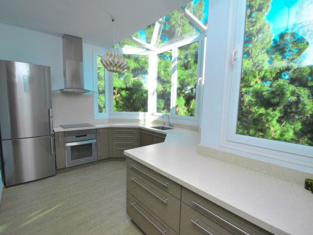 2 Bedrooms Villa in Calahonda
