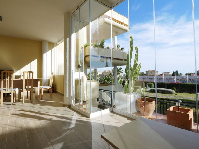 Apartamento, Cabopino, R4969108