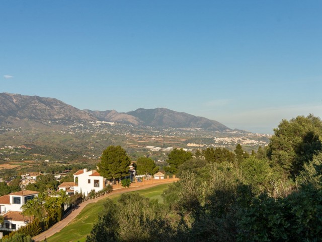 Adosado con 3 Dormitorios  en La Cala Golf