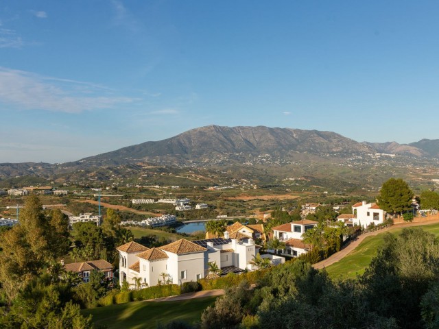 Adosado con 3 Dormitorios  en La Cala Golf