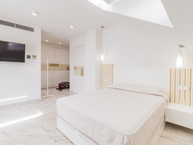 3 Bedrooms Townhouse in Estepona