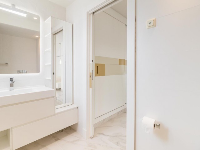 3 Bedrooms Townhouse in Estepona