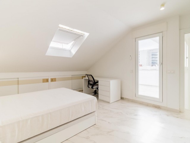 3 Bedrooms Townhouse in Estepona