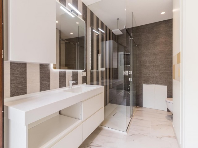 3 Sovrums Radhus i Estepona