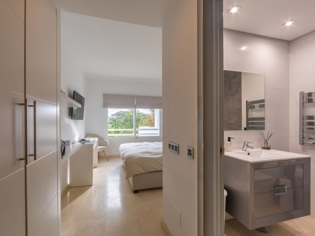 Penthouse in Casares Playa