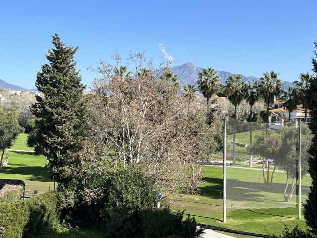 3 Bedrooms Apartment in Guadalmina Baja
