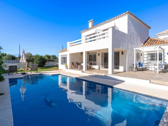 4 Schlafzimmer Villa in San Pedro de Alcántara