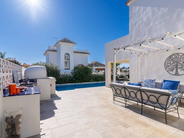 4 Schlafzimmer Villa in San Pedro de Alcántara
