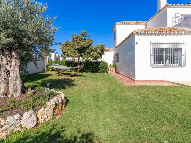 4 Schlafzimmer Villa in San Pedro de Alcántara