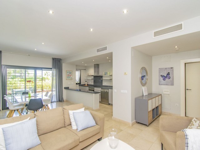 Apartamento con 2 Dormitorios  en Los Flamingos