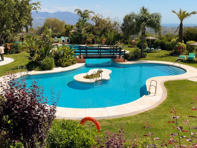 Apartment, La Mairena, R4973716