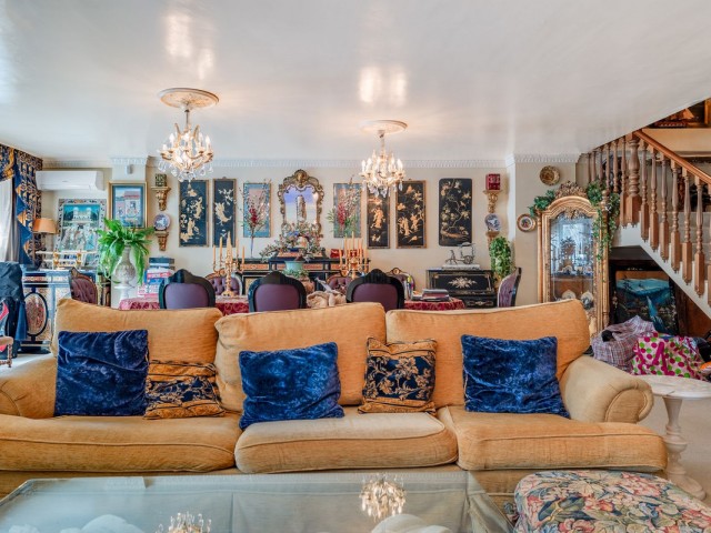 4 Bedrooms Apartment in Estepona