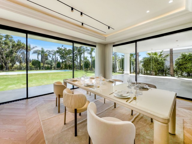 Villa, The Golden Mile, R4974166