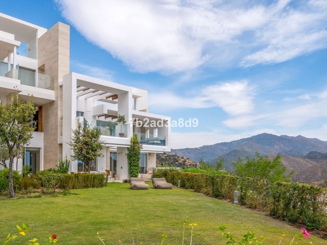 3 Bedrooms Apartment in Ojén