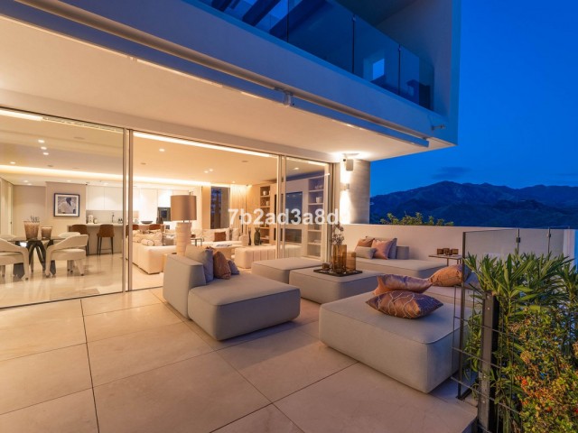 3 Bedrooms Apartment in Ojén