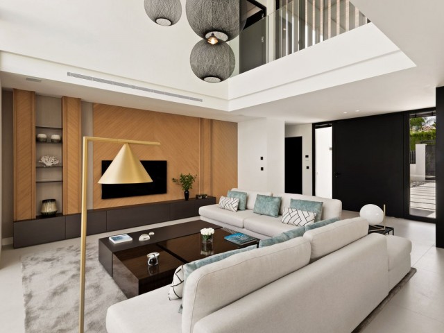 5 Slaapkamer Villa in Nueva Andalucía