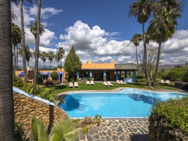 9 Bedrooms Villa in Alhaurín el Grande