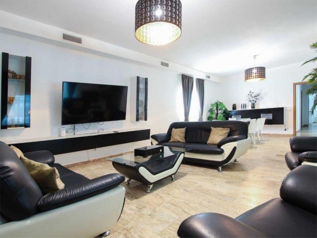 Villa avec 4 Chambres  à El Rosario