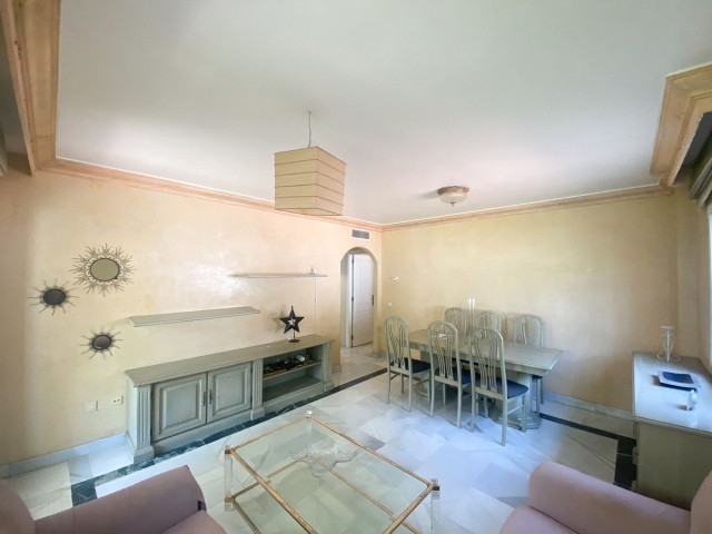 Apartment, Nagüeles, R4944199