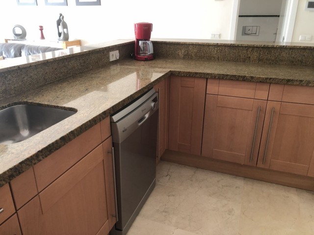 2 Bedrooms Apartment in Calahonda