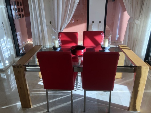 2 Bedrooms Apartment in Calahonda