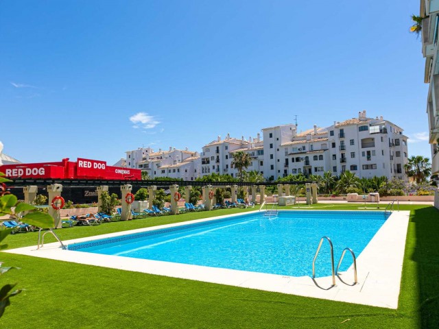 2 Makuuhuoneen Huoneisto Puerto Banús