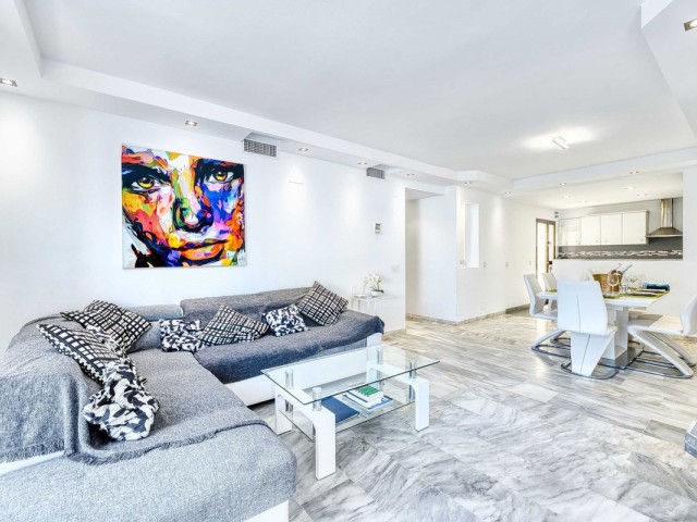 Penthouse in Elviria