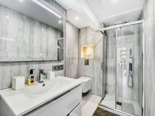 Penthouse in Elviria