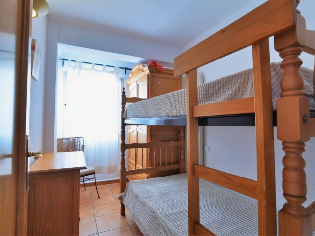 Apartamento con 3 Dormitorios  en Los Boliches