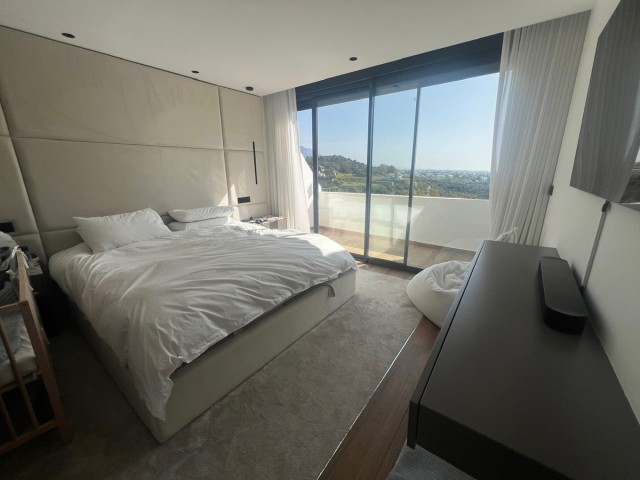 4 Slaapkamer Rijtjeshuis in Benahavís