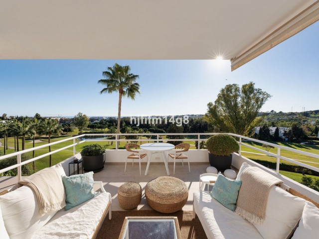 5 Slaapkamer Appartement in Nueva Andalucía