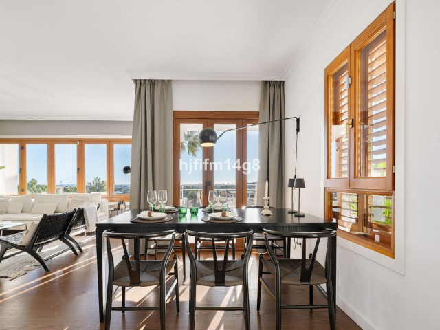 5 Slaapkamer Appartement in Nueva Andalucía