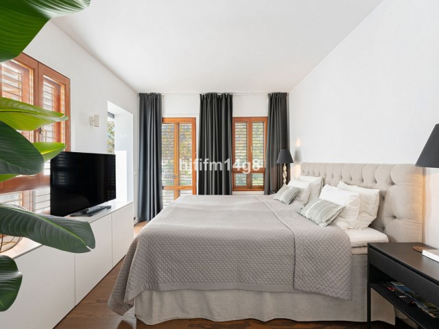 5 Slaapkamer Appartement in Nueva Andalucía