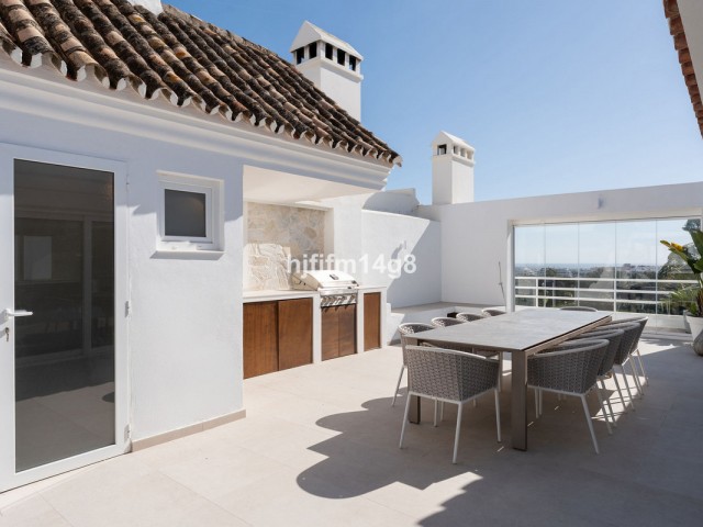 5 Slaapkamer Appartement in Nueva Andalucía