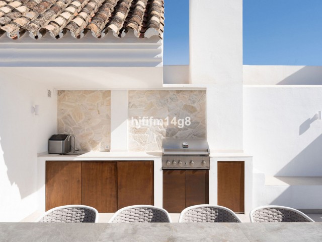 5 Slaapkamer Appartement in Nueva Andalucía