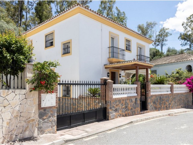5 Schlafzimmer Villa in San Pedro de Alcántara