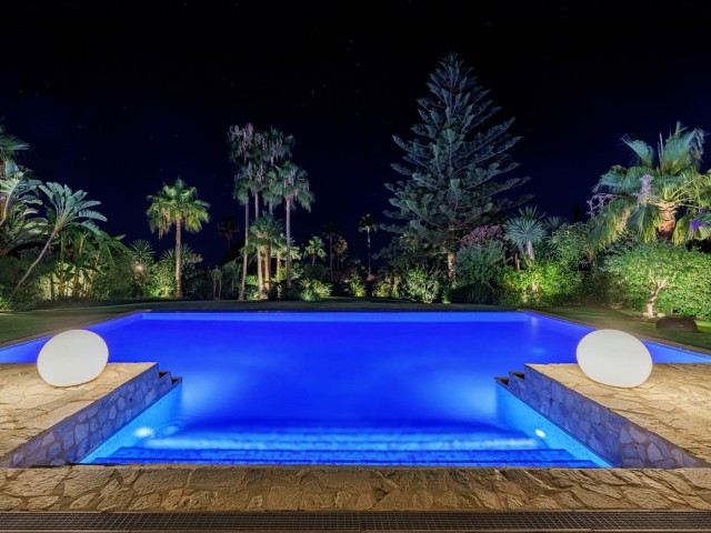 4 Schlafzimmer Villa in Hacienda Las Chapas