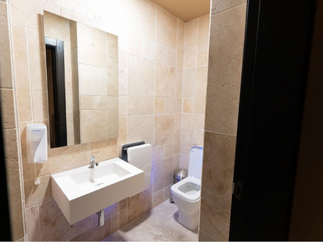 Liikekiinteistö Málaga Centro