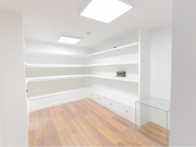 Liikekiinteistö Málaga Centro