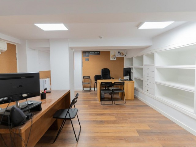 Liikekiinteistö Málaga Centro