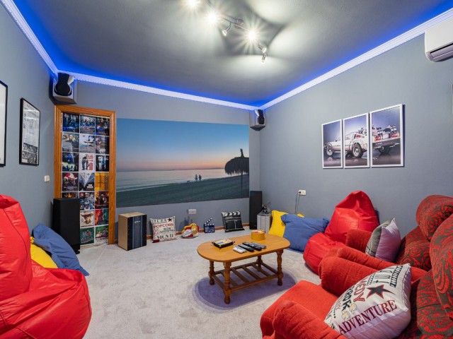 Næringseiendom i Manilva