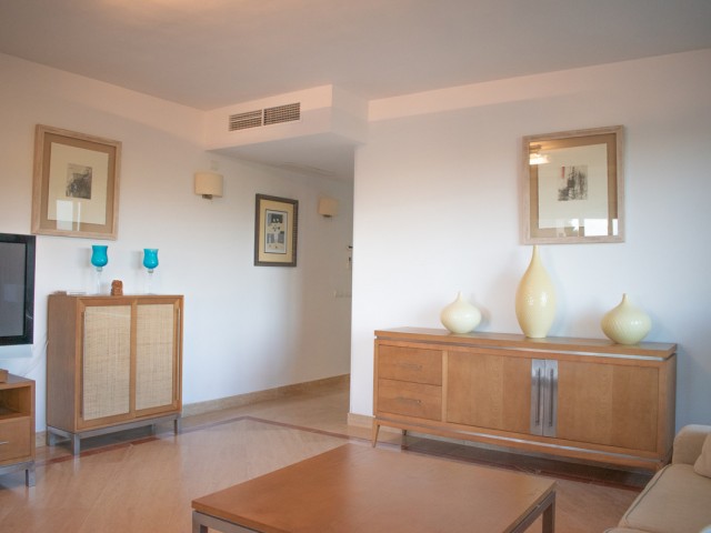 Apartment, Rio Real, R4979887