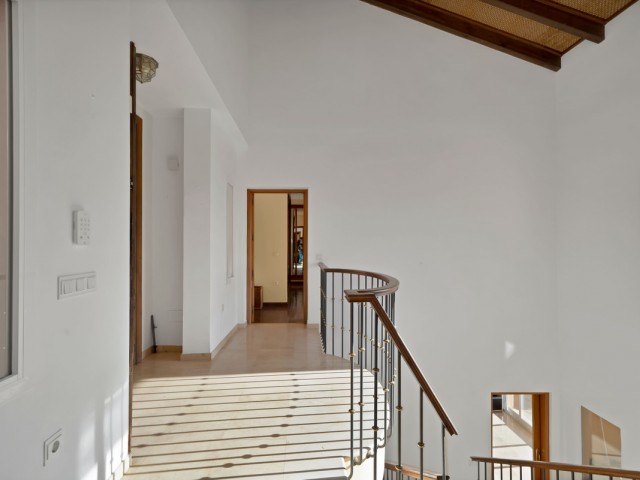 4 Bedrooms Villa in Hacienda Las Chapas