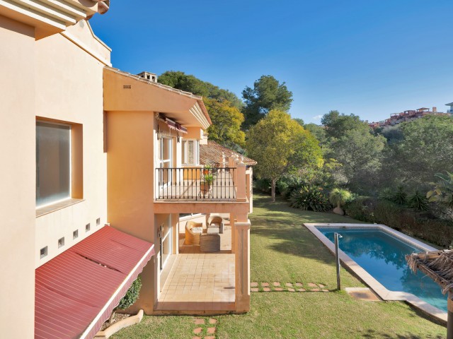 4 Bedrooms Villa in Hacienda Las Chapas