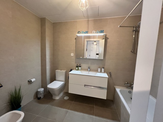 3 Makuuhuoneen Rivitalo San Roque Club