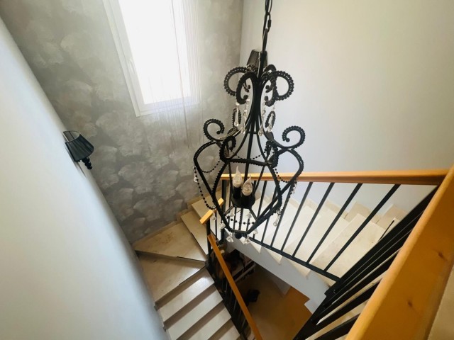 Maison mitoyenne avec 3 Chambres  à Sotogrande